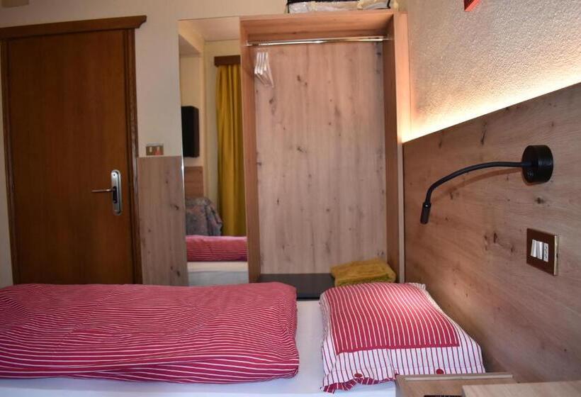 酒店 Albergo Pensione Sport