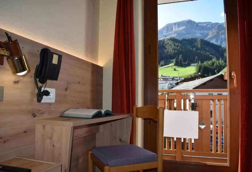 ホテル Albergo Pensione Sport
