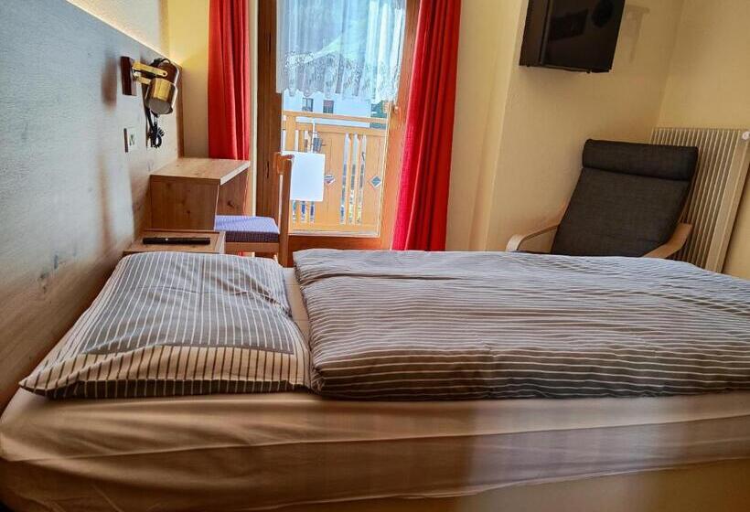 Отель Albergo Pensione Sport