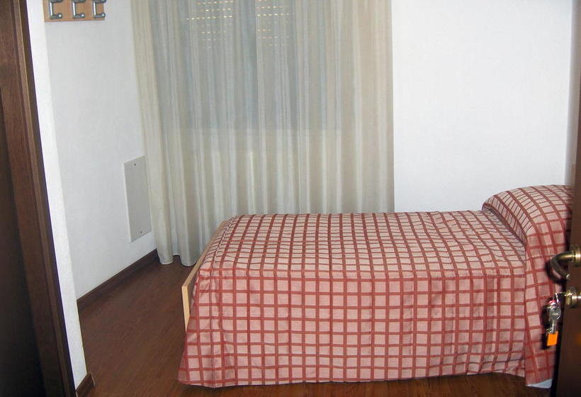 Отель Albergo Romanì