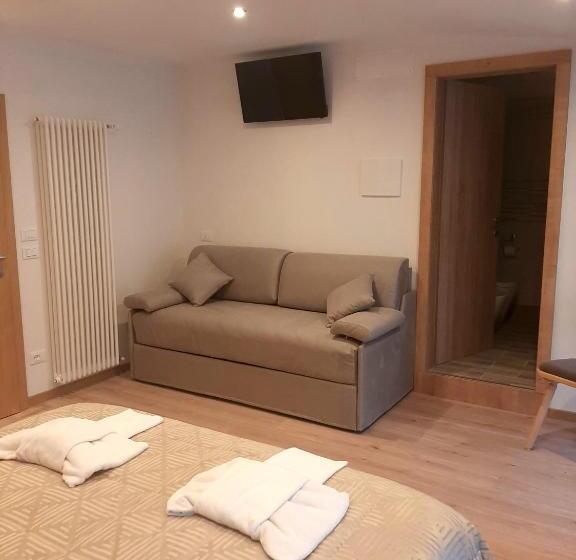 ホテル Albergo Vittoria