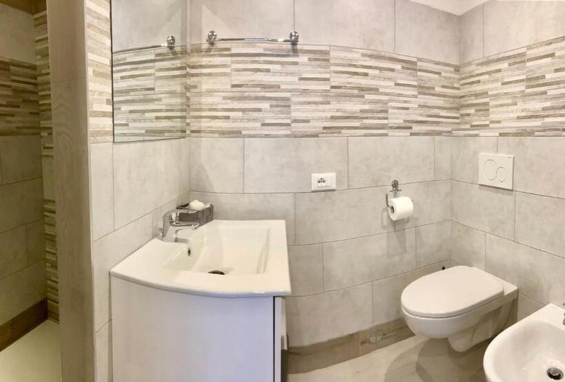 ホテル Albergo Vittoria