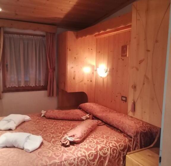 ホテル Albergo Vittoria