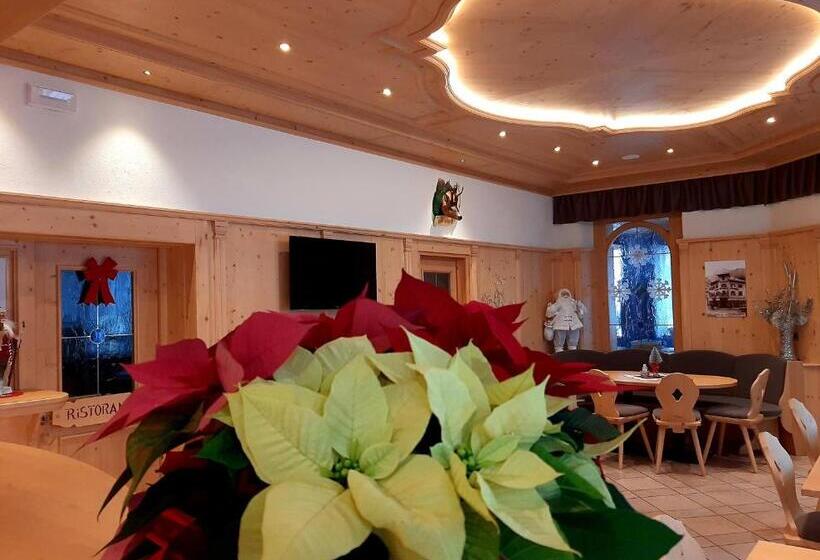 ホテル Albergo Vittoria