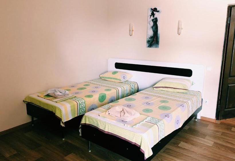 ホテル And Entertaiment Complex Vlada