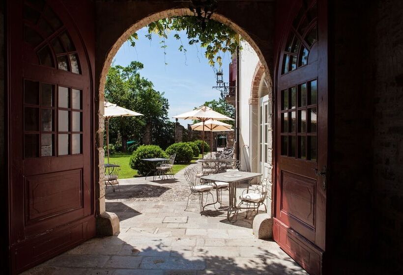 בית מלון כפרי Castello Di Buttrio