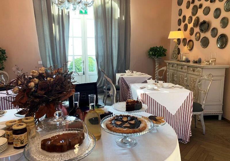 בית מלון כפרי Castello Di Buttrio