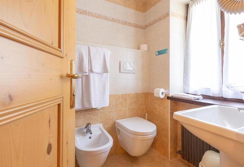 בית מלון כפרי Chalet Piereni