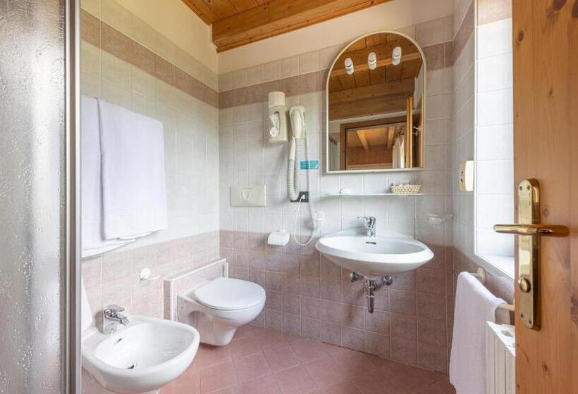 בית מלון כפרי Chalet Piereni