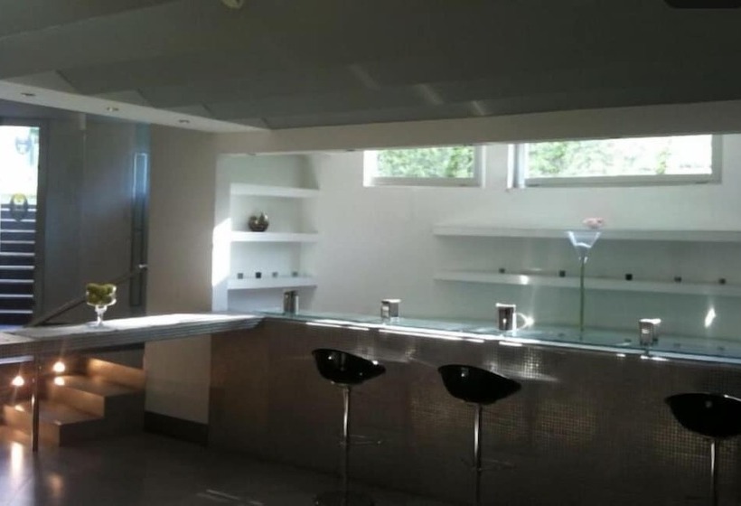 ホテル Del Sole Aversa