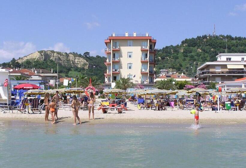 בית מלון כפרי Eden