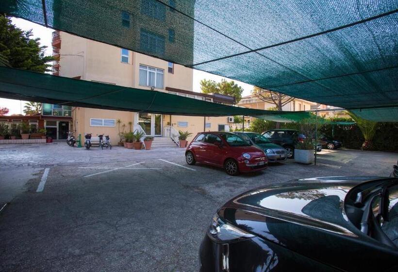 בית מלון כפרי Eden