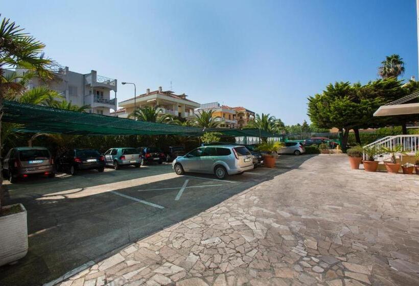 בית מלון כפרי Eden