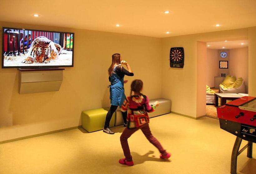 호텔 Familien Wellness Residence Tyrol