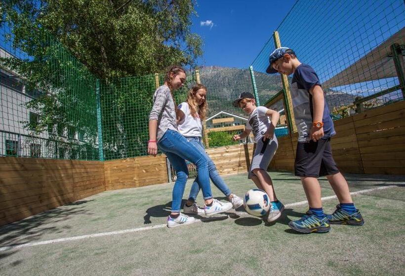 호텔 Familien Wellness Residence Tyrol