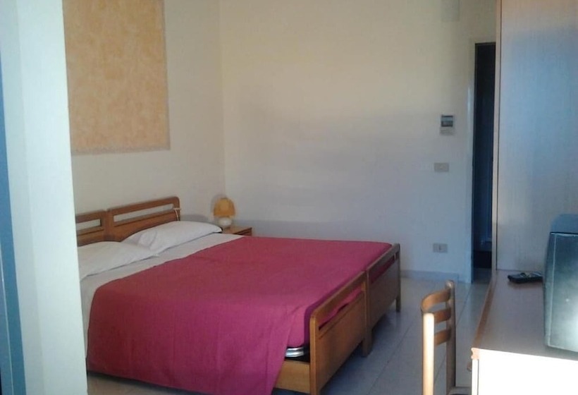 酒店 La Fonte A 300m Uscita A14 Pescara Nord