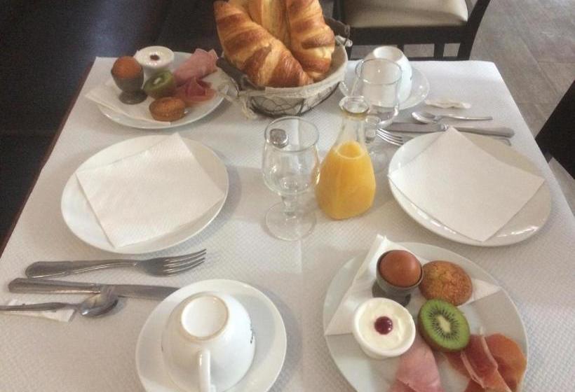 ホテル Les Chiens Du Guet