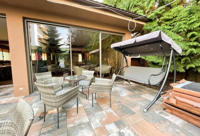 هتل Penzion Benedikti