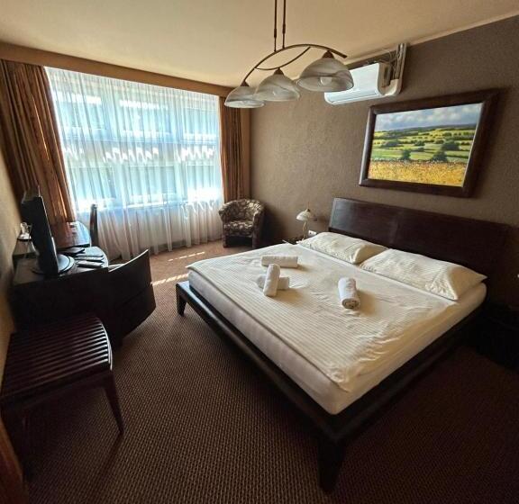 هتل Penzion Benedikti