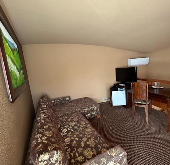 هتل Penzion Benedikti