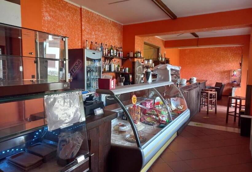 בית מלון כפרי Rifugio Alantino