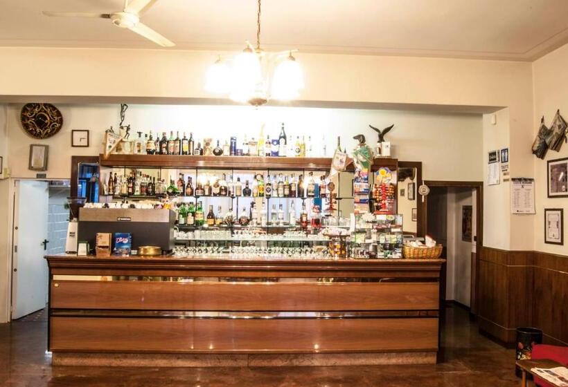 Отель Ristorante Albergo Da Giovanni