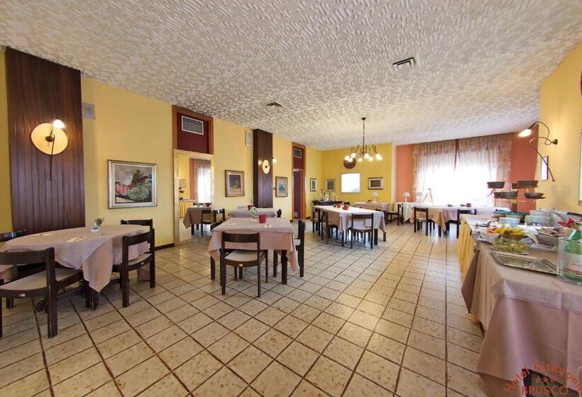 בית מלון כפרי Ristorante Brusco