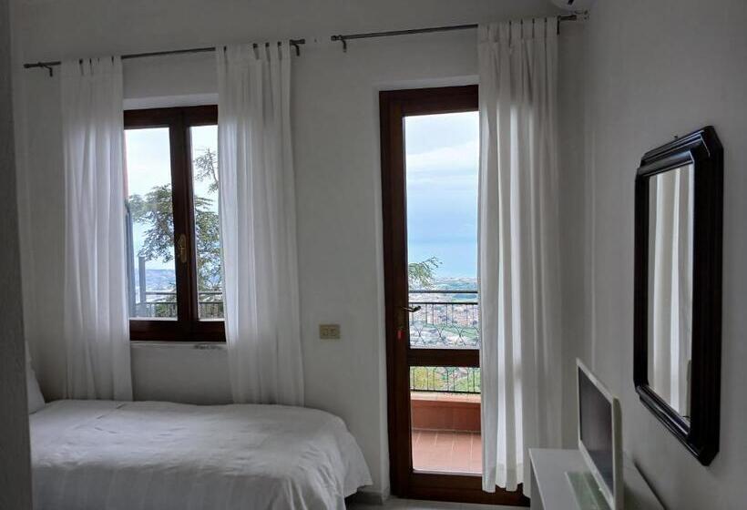 호텔 Ristorante Radar