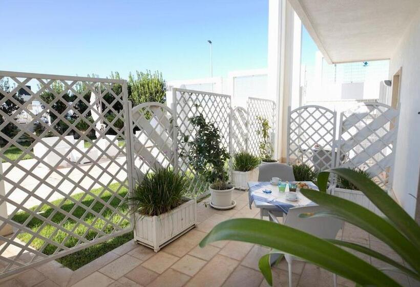 בית מלון כפרי Salento Gold Beach