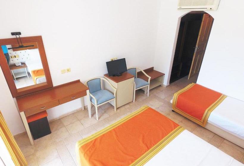 酒店 Tiana Beach Resort