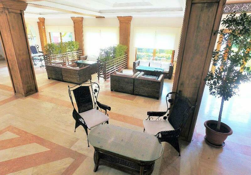 酒店 Tiana Beach Resort