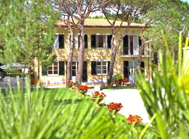 호텔 Villa Fiorisella