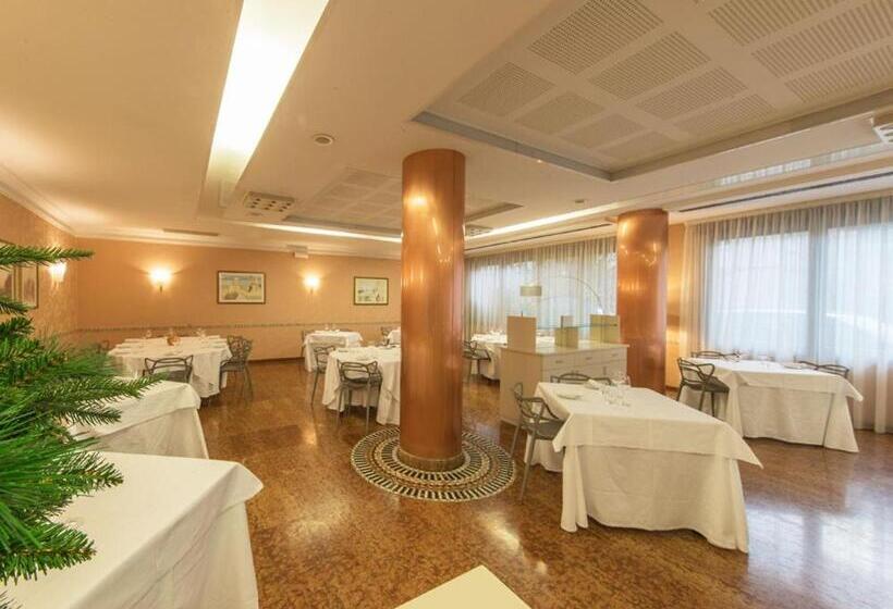 Ristorante Hotel Lucia 100 Mt Dal Mare