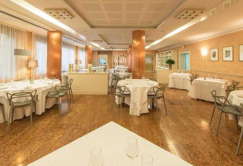 Ristorante Hotel Lucia 100 Mt Dal Mare