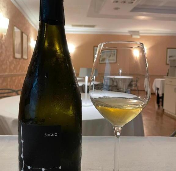 Ristorante Hotel Lucia 100 Mt Dal Mare