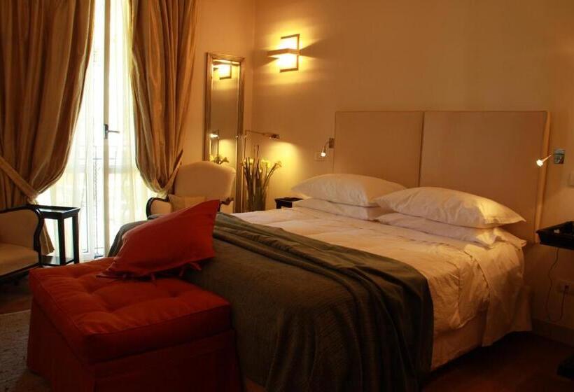 Balneum Boutique Hotel & B&b