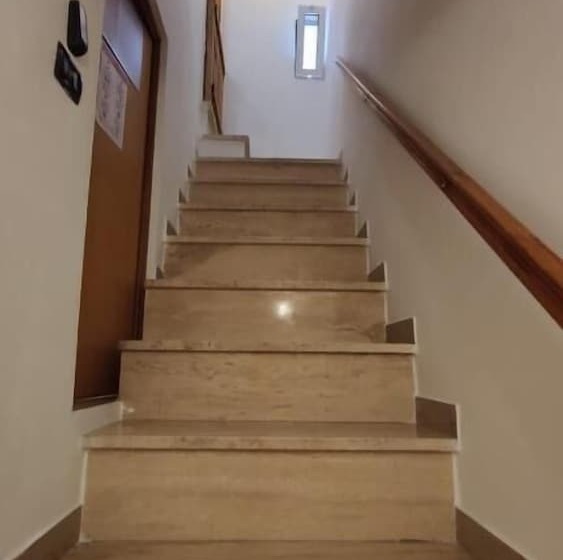 ベッドアンドブレックファースト Al Fly