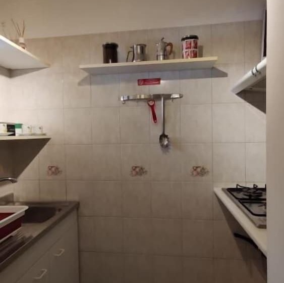 ベッドアンドブレックファースト Al Fly