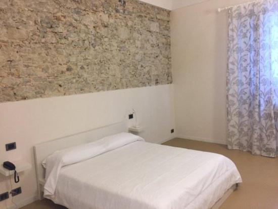 ベッドアンドブレックファースト Al Postale 17