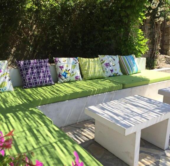 مبيت وإفطار Apricus Locanda Boutique