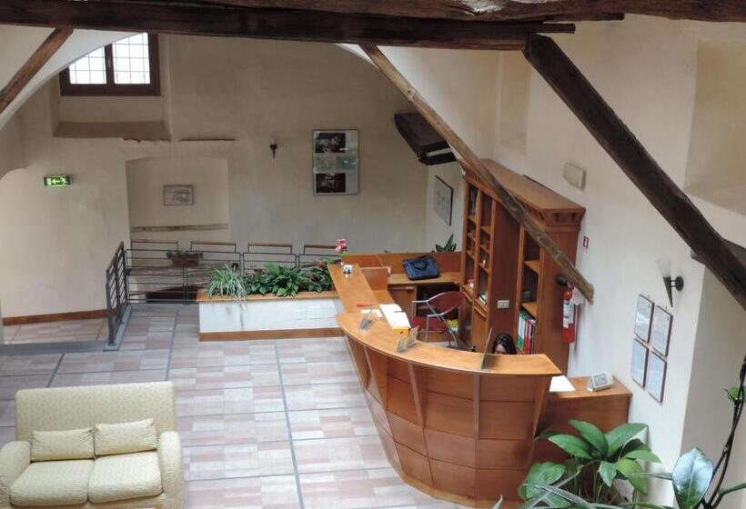 تختخواب و صبحانه Casa Religiosa Di Ospitalità San Ponziano