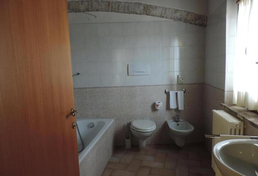 تختخواب و صبحانه Casa Religiosa Di Ospitalità San Ponziano