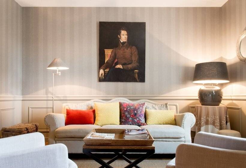 Bed and Breakfast Château De Pierreclos