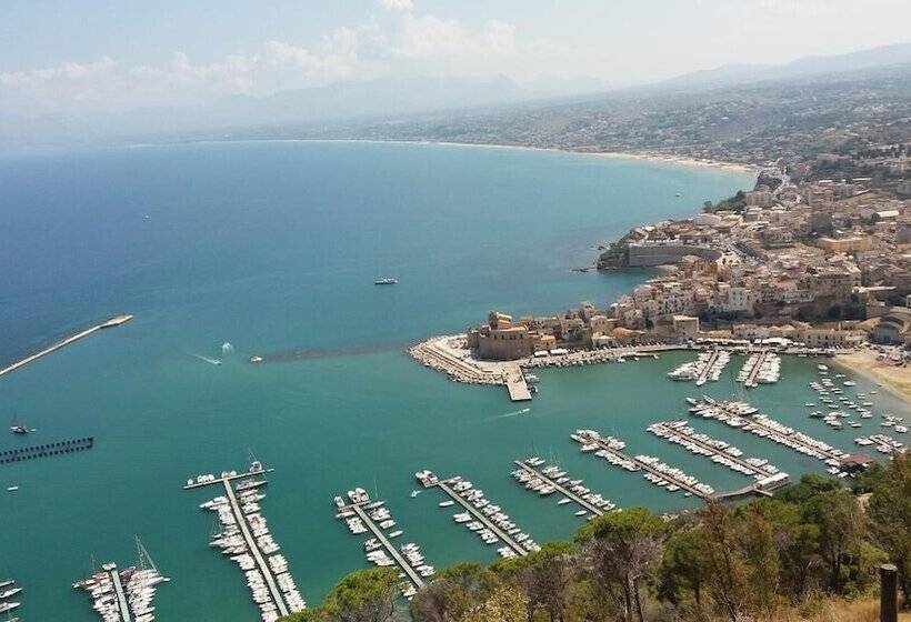 مبيت وإفطار Colomba Bianca