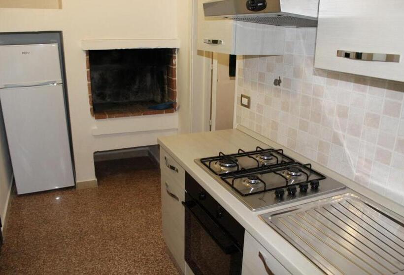 مبيت وإفطار Dimora Li Cuti