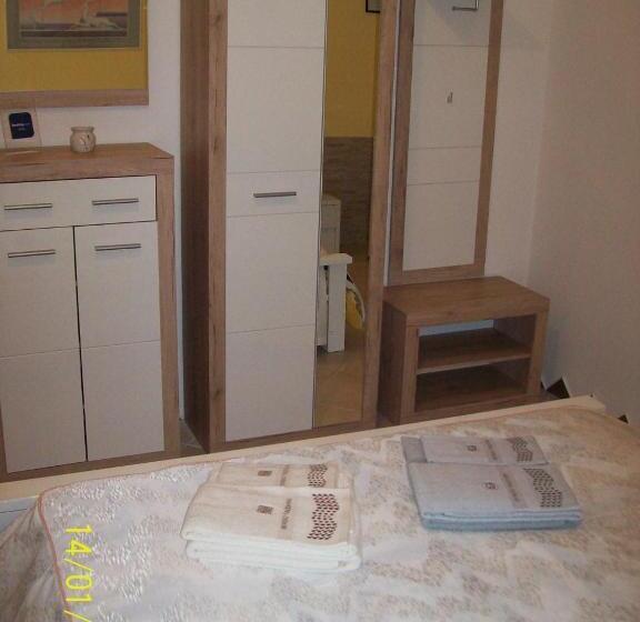 住宿加早餐 Domos Le Due Tuie