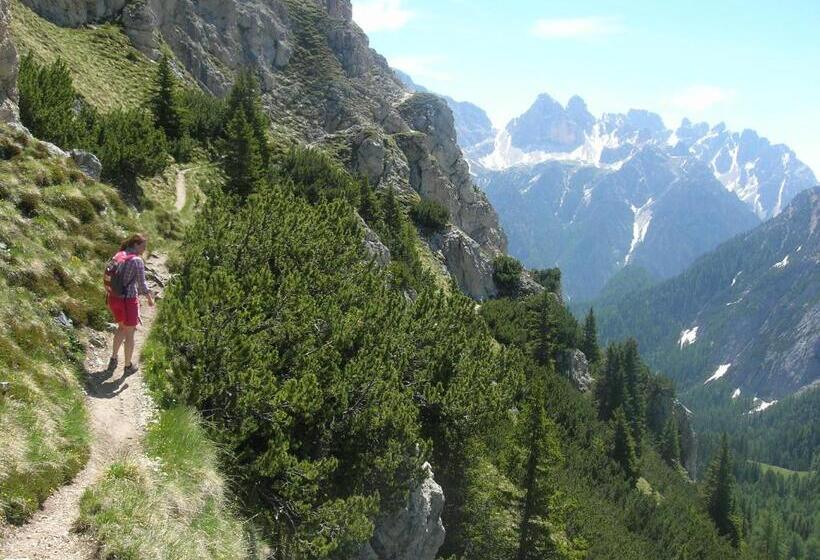 צימר Garni Appartments Helvetia