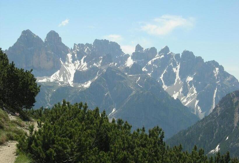 צימר Garni Appartments Helvetia