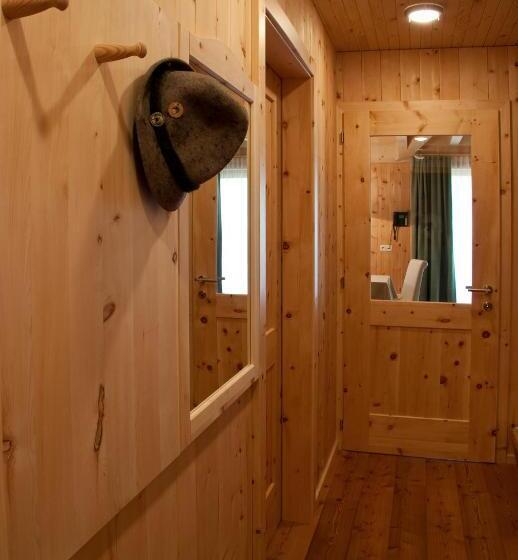 צימר Garni Appartments Helvetia