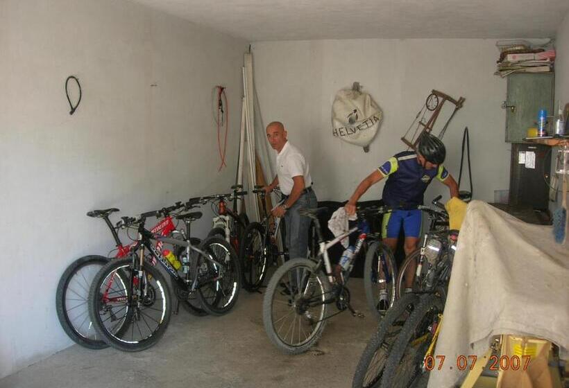 צימר Garni Appartments Helvetia